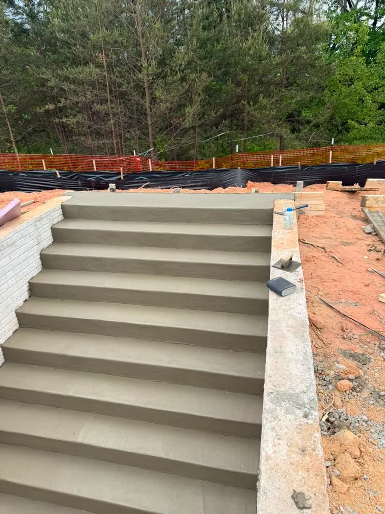 Retaining wall