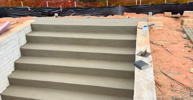 Poured concrete steps by D&M Concrete in Virginia